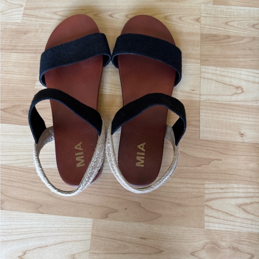 MIA Black and Tan Women's Sandals